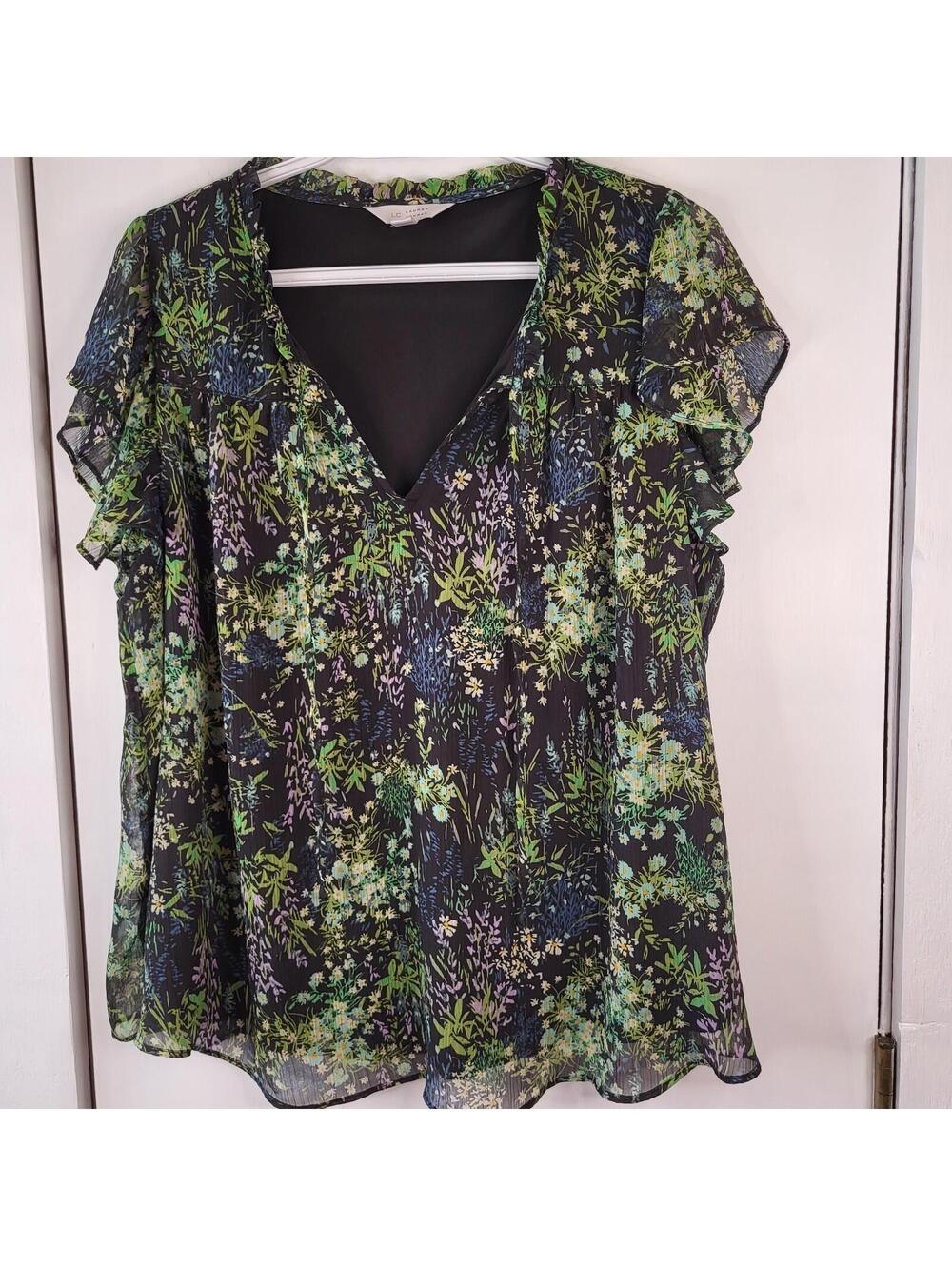 LC Lauren Conrad floral print V-neck blouse with flutter sleeves black  XL
